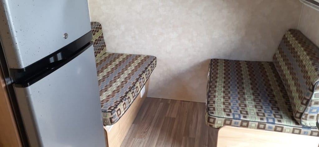 2011 Gypsey Regal Caravan (CT 1632)