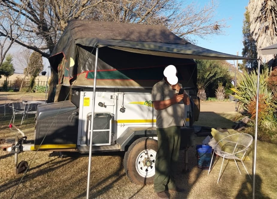 2010 Echo 4 Camping Trailer (CT 1519)