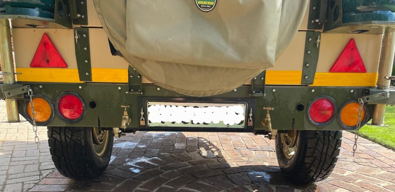 SOLD 2005 Conqueror Compact Off Road Camping Trailer (CT 1464)