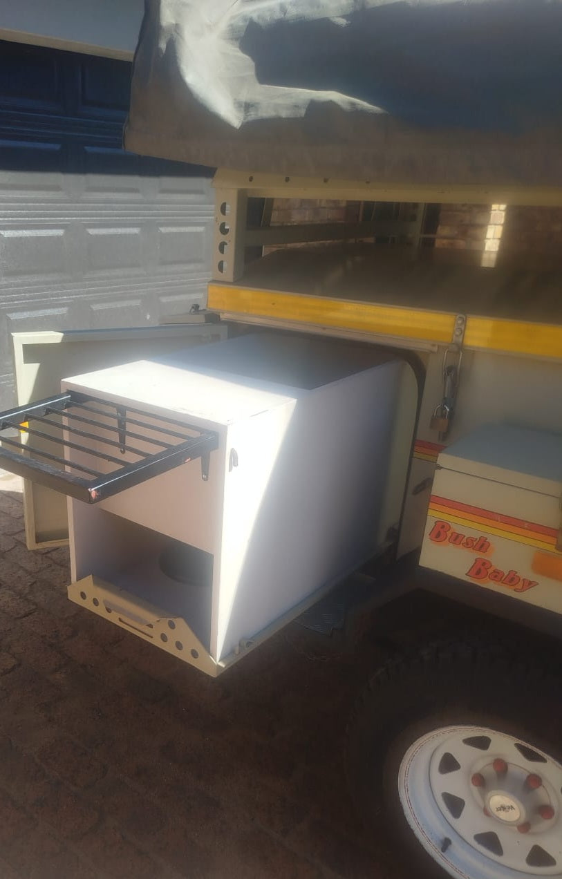 2004 Venter Bush Baby Camping Trailer (CT 1650)