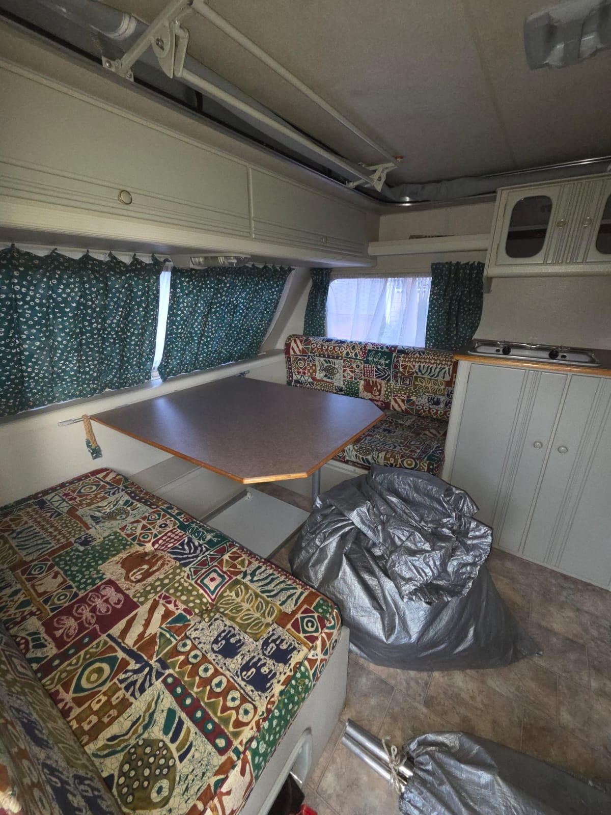 1998 Jurgens Penta Caravan (CT 1635)