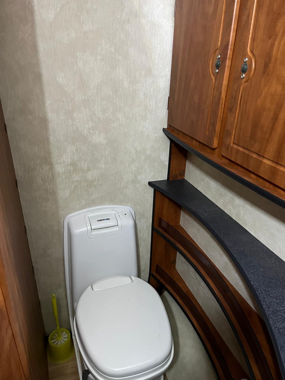 2012 Jurgens Elegance Caravan (CT 1602)