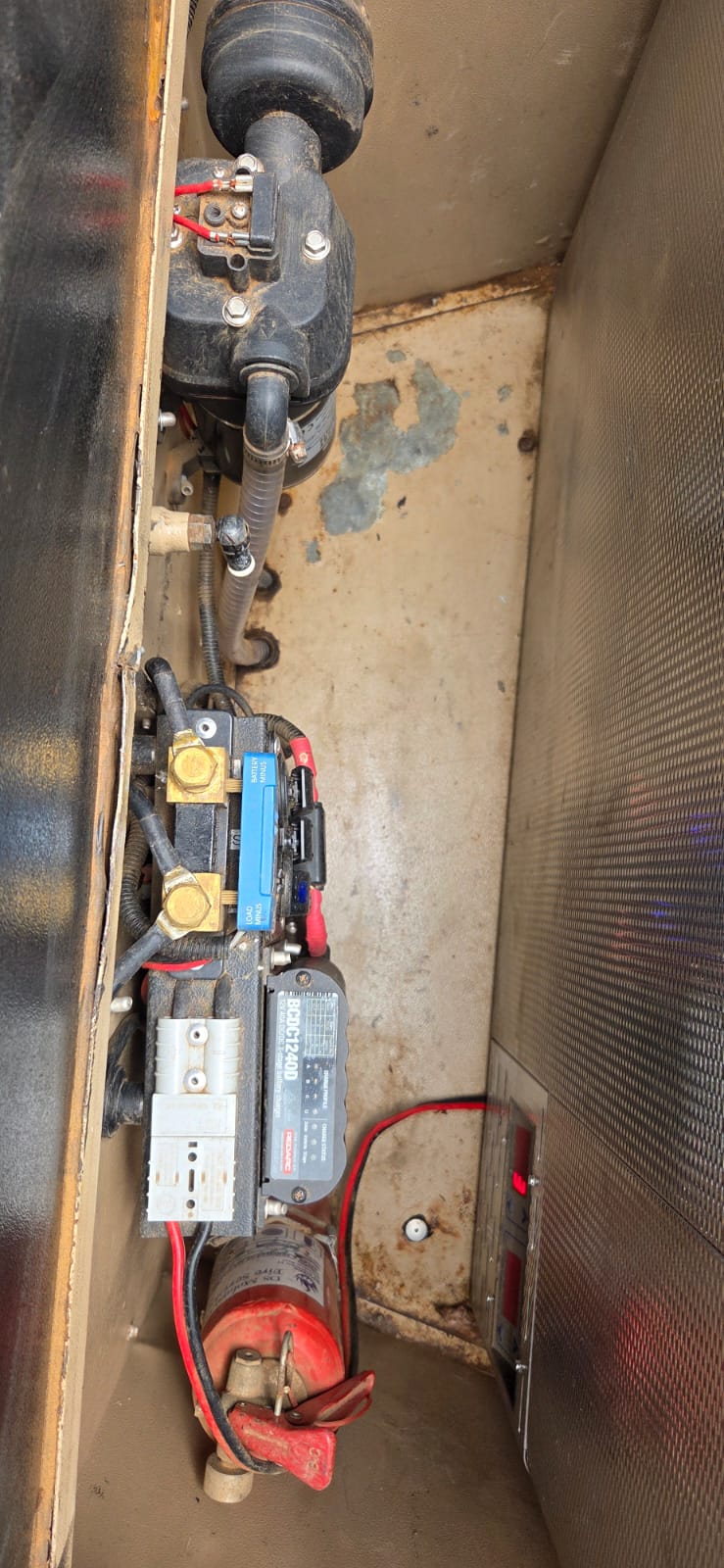 SOLD 2006 Conqueror Supra I Camping Trailer (CT 1497)