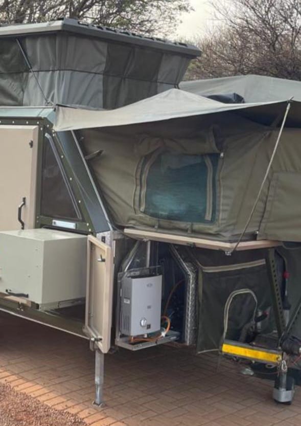 2012 Conqueror Commander Off Road Caravan (CT 1587)