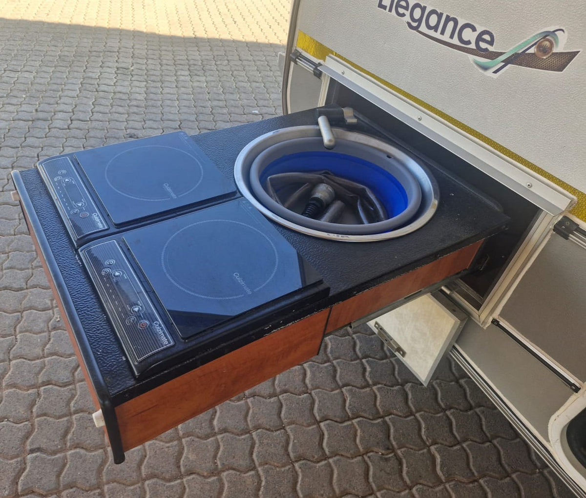 2014 Jurgens Elegance Caravan (CT 1640)