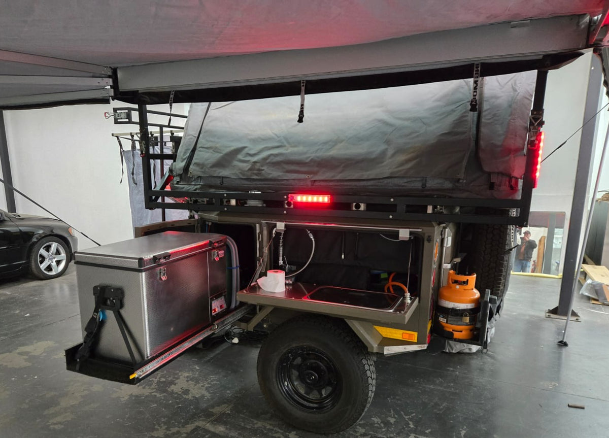 2011 Metalian Off Road Camping Trailer (CT 1660)