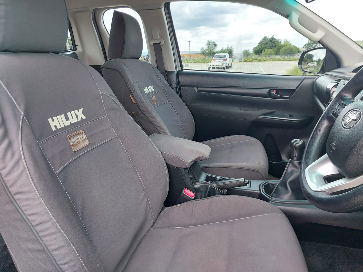 2017 Toyota Hilux 2.4 Extra cab Bakkie (CT 1494)