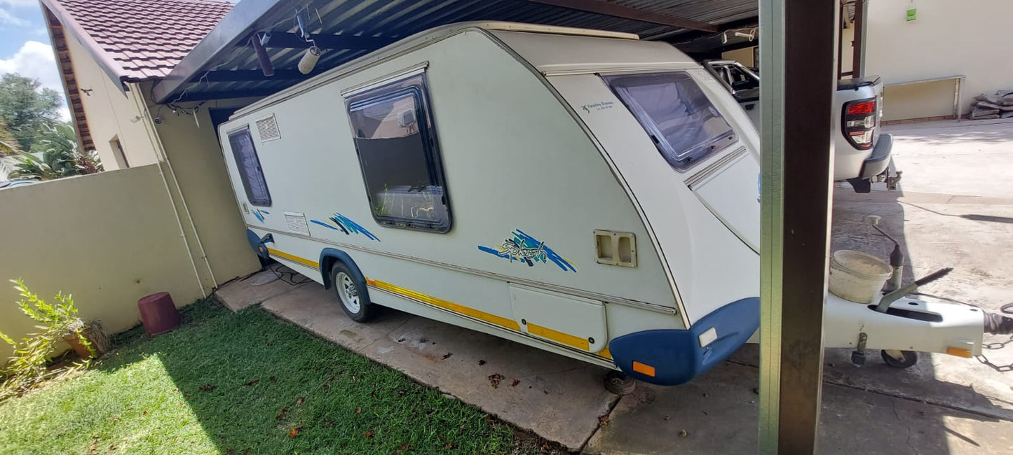 SOLD 2000 Sprite Splash Caravan (CT1069)