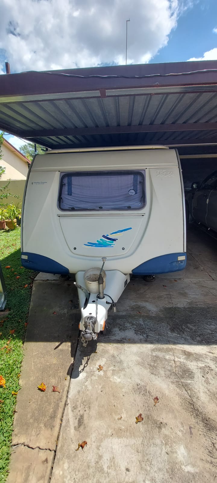 SOLD 2000 Sprite Splash Caravan (CT1069)