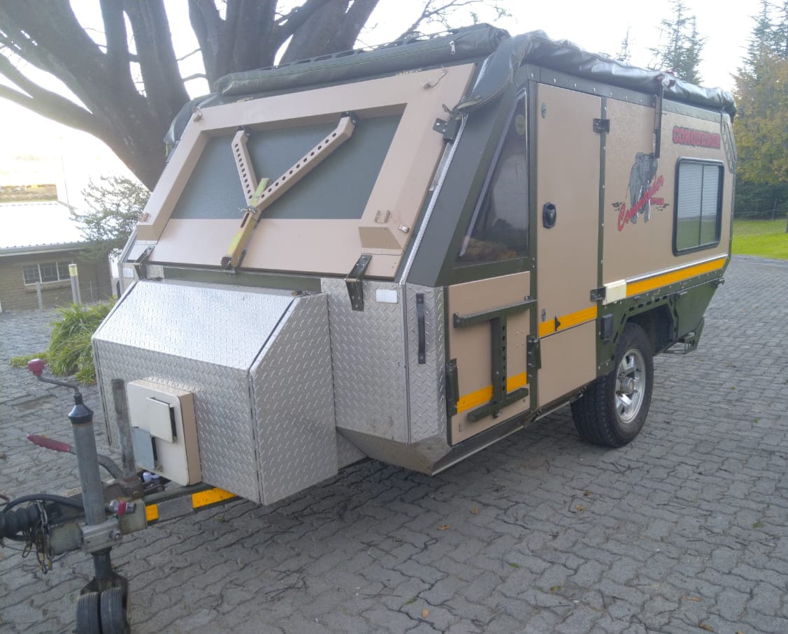 2006 Conqueror Commander  Off-road Camping Trailer (CT 1076)