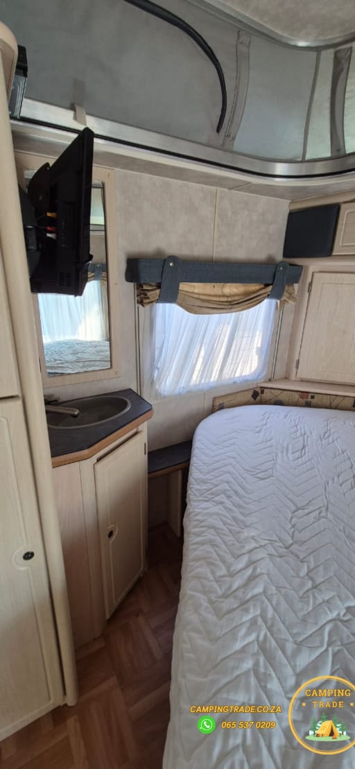 SOLD 2007 Jurgens Fleetline Caravan (CT 1226)