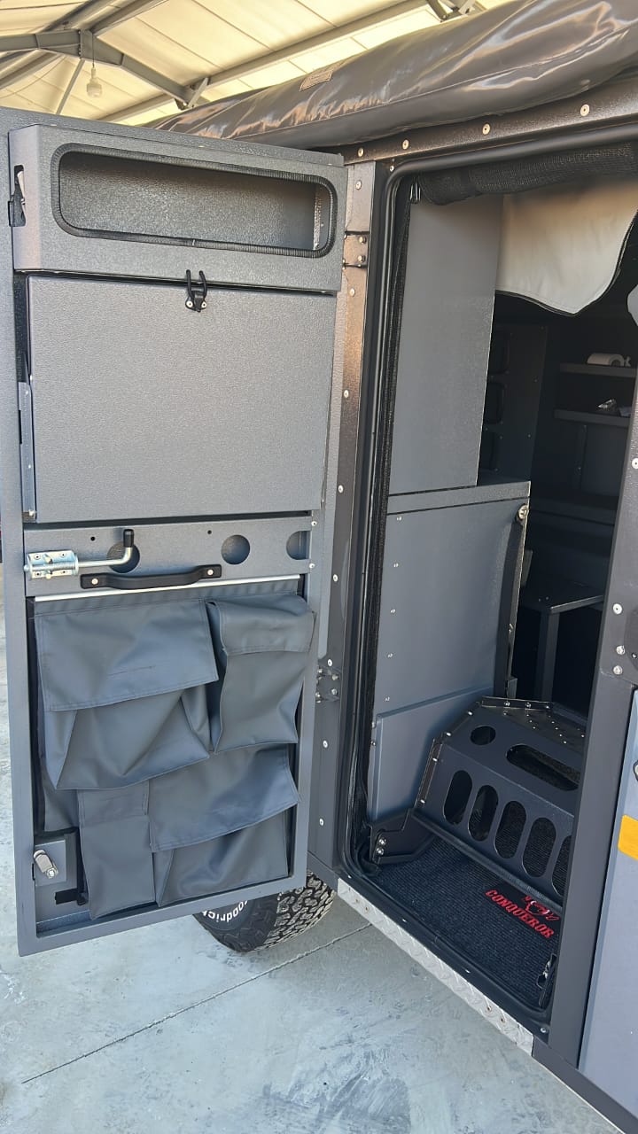 SOLD 2018 Conqueror Commander Platinum Edition Off Road Camping Trailer (CT 1309)