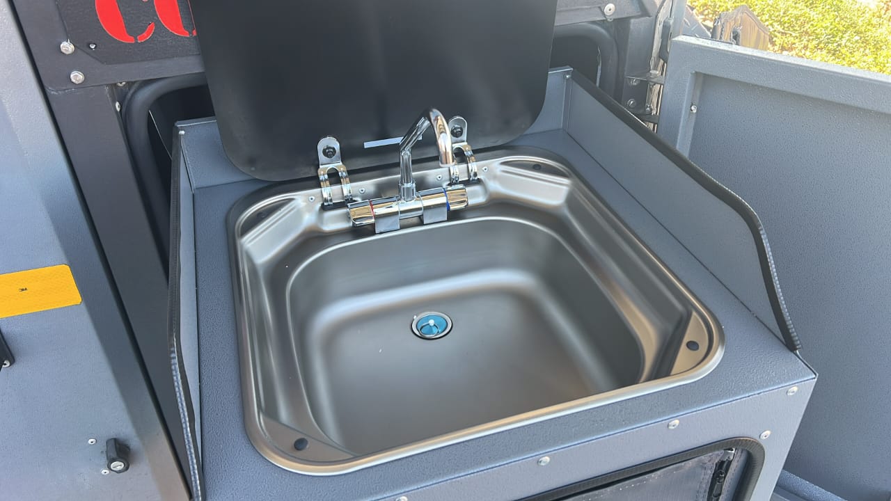 SOLD 2018 Conqueror Commander Platinum Edition Off Road Camping Trailer (CT 1309)