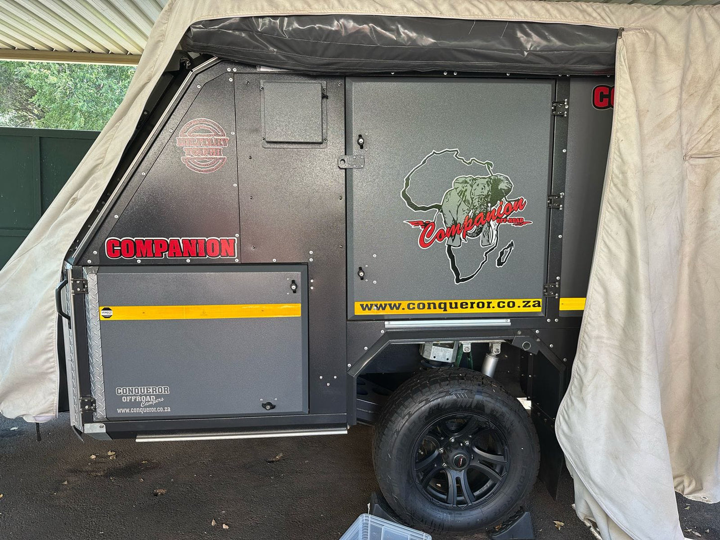 SOLD 2018 Conqueror Commander Platinum Edition Off Road Camping Trailer (CT 1309)
