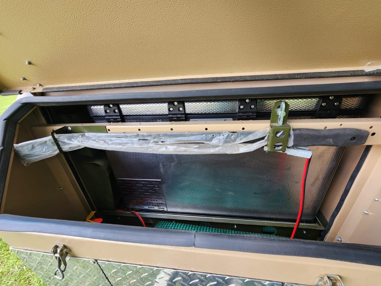 2015 Conqueror Conquest II Camping Trailer (CT 1495)