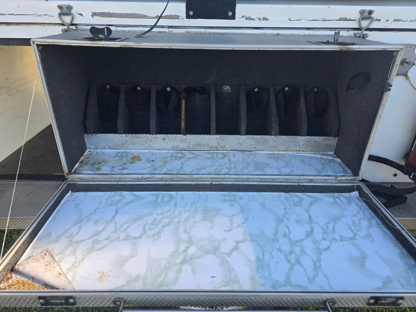 2000 Conqueror Safari Off Road Camping Trailer (CT 1571)