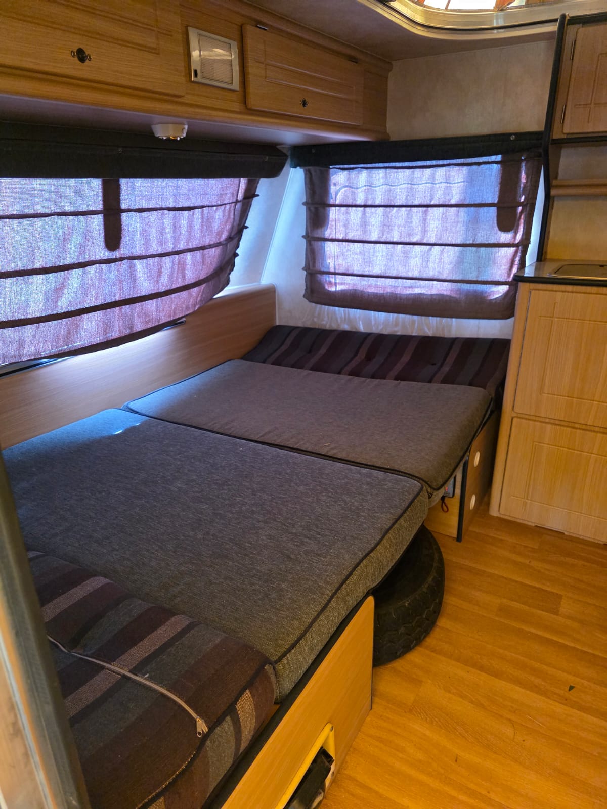 2012 Jurgens Penta Caravan (CT 1574)