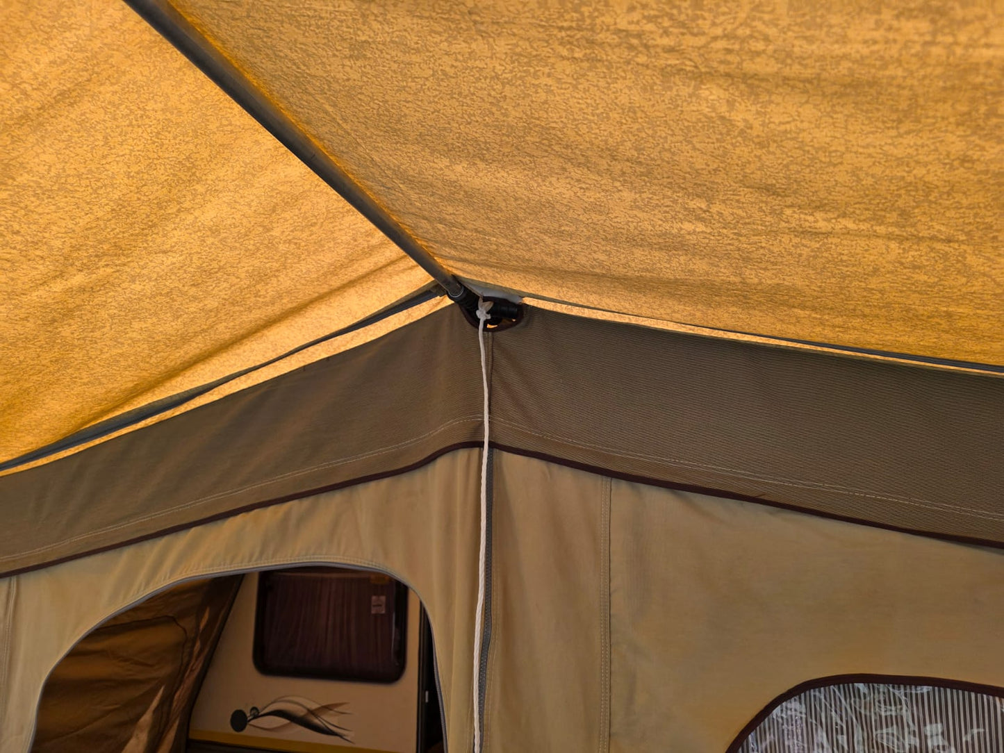 2012 Jurgens Penta Caravan (CT 1574)