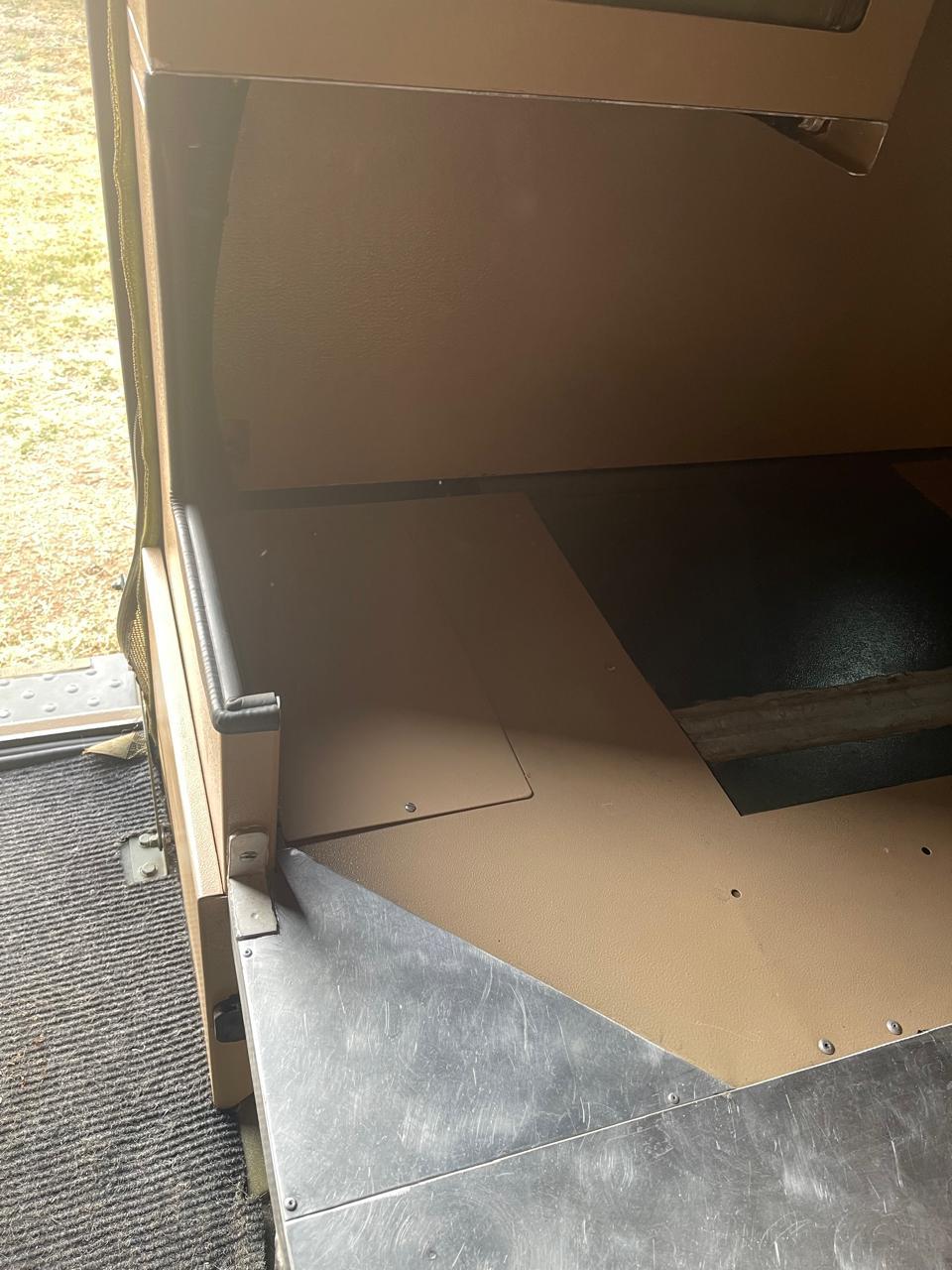 2012 Conqueror Commander Off Road Caravan (CT 1587)
