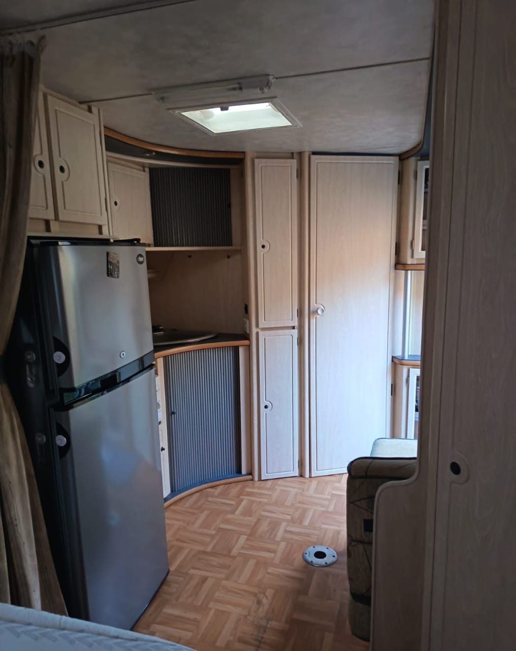 2008 Jurgens Classique Caravan (CT 1595)