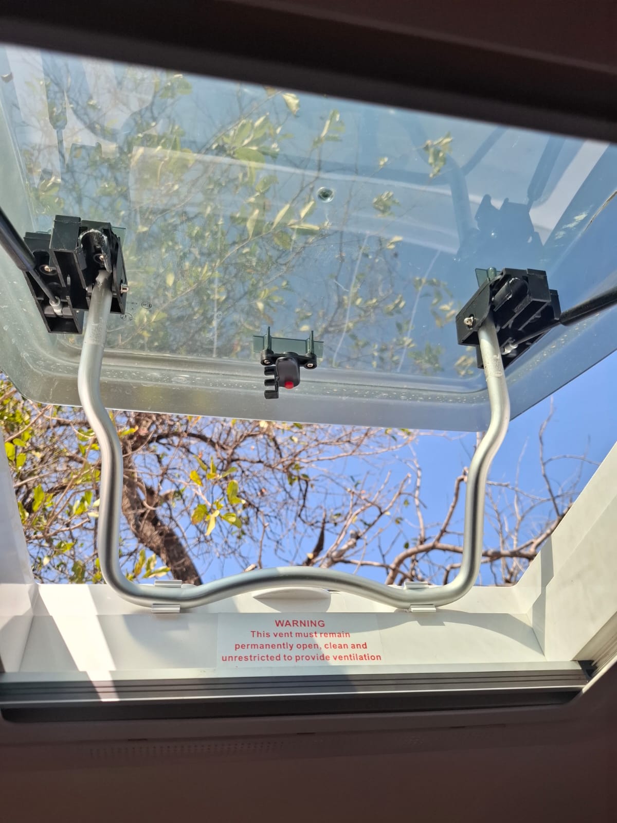 Bakkiemate Camper (CT 1658)